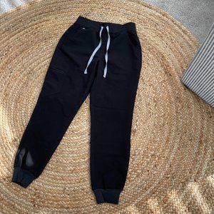 Figs Zamora Joggers Black (petite S)